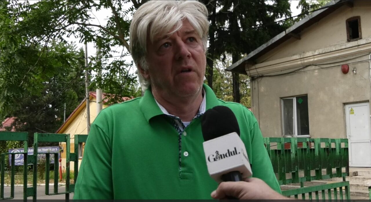 Angajatele unui mare cămin de bătrâni din Capitală, acuzate că FURĂ de la beneficiari. Azilul, luat cu asalt de controale / „Avem tot felul de oameni”