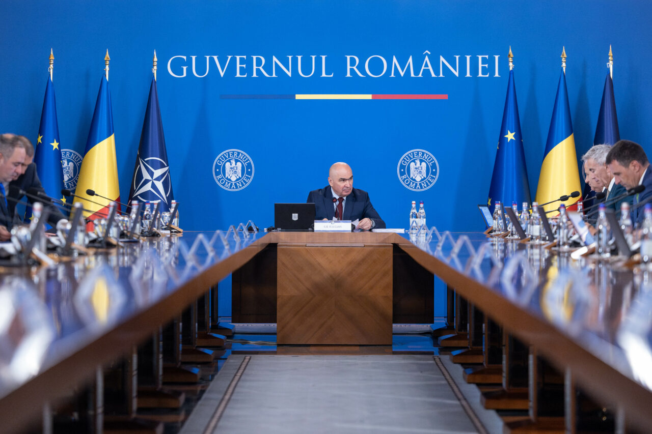 Guvernul BOLOJAN anunță că va prezenta miercuri sau joi pachetul de măsuri fiscale. Vor fi negocieri cu Comisia