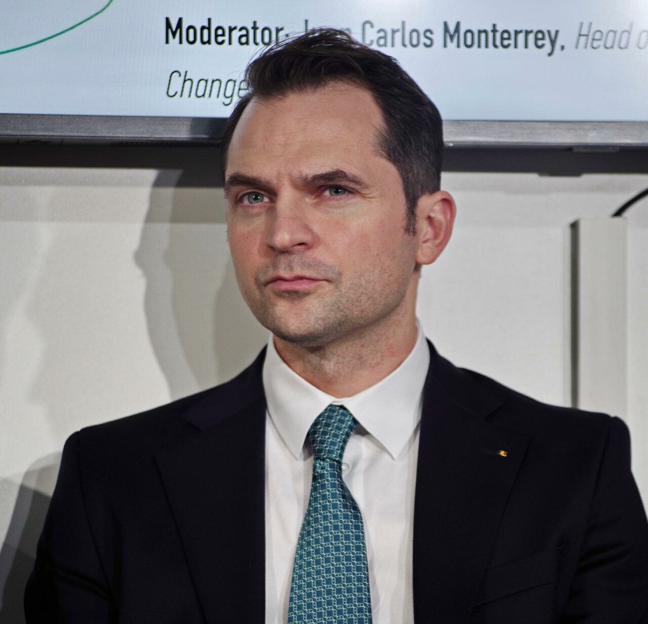 Sebastian Burduja, despre tăierile salariale din energie: Jos Comunismul! Soluția este o abordare necruțătoare cu sinecuriștii incompetenți și corupți