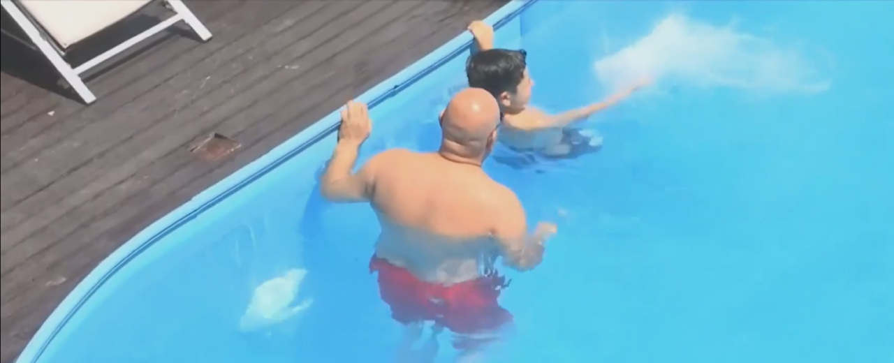 Turiștii se răcoresc în SPA-urile de la munte, pentru a scăpa de caniculă. Ce băuturi și preparate sunt recomandate în această perioadă