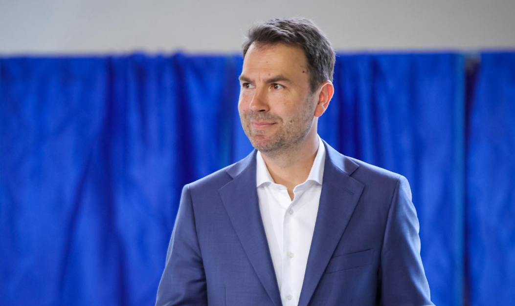 Cătălin Drulă (USR): „Câți dintre voi știți așa de bine un capac de canal ENERVANT de pe ruta zilnică că i-ați putea pune un nume?”