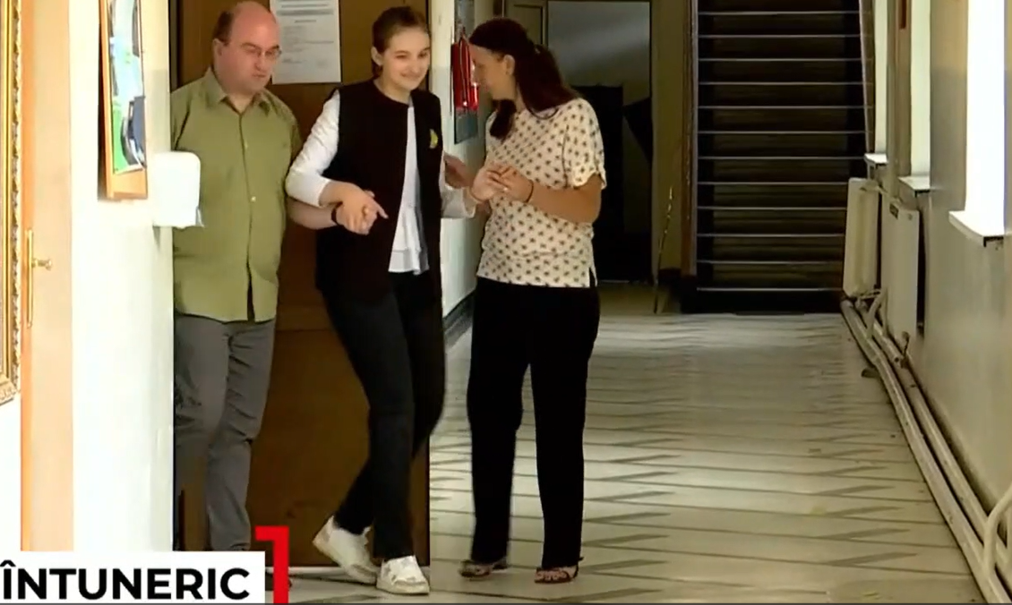 Lumina din întuneric. Cristina, o nevăzătoare din Baia Mare, a trecut  Bac-ul în ORB