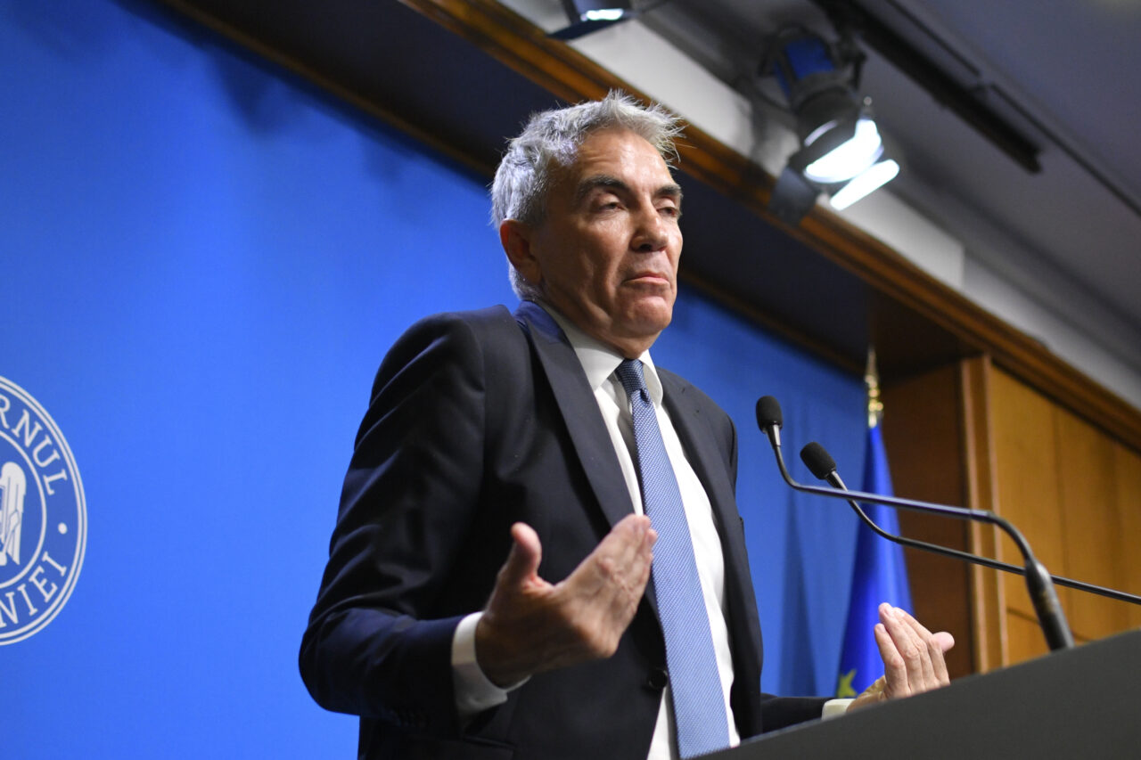 Dragoș Anastasiu, încă în funcția de vicepremier, după o săptămână de la anunțul demisiei. Documentul nu a fost publicat în Monitorul Oficial