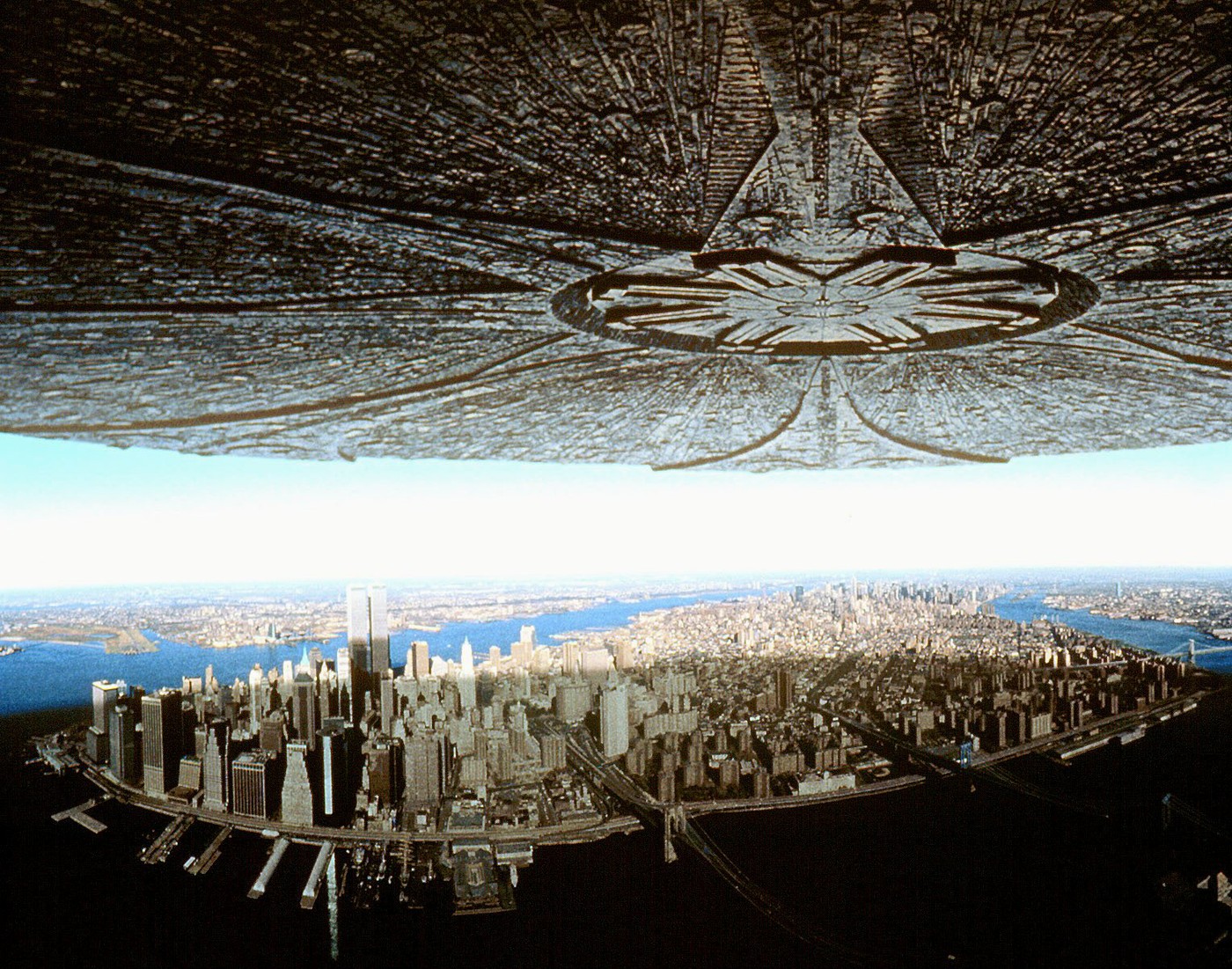 Astronomii de la Universitatea Manchester sus&#539;in c&#259; alte CIVILIZA&#538;II cosmice ne-ar monitoriza planeta de 75 de ani