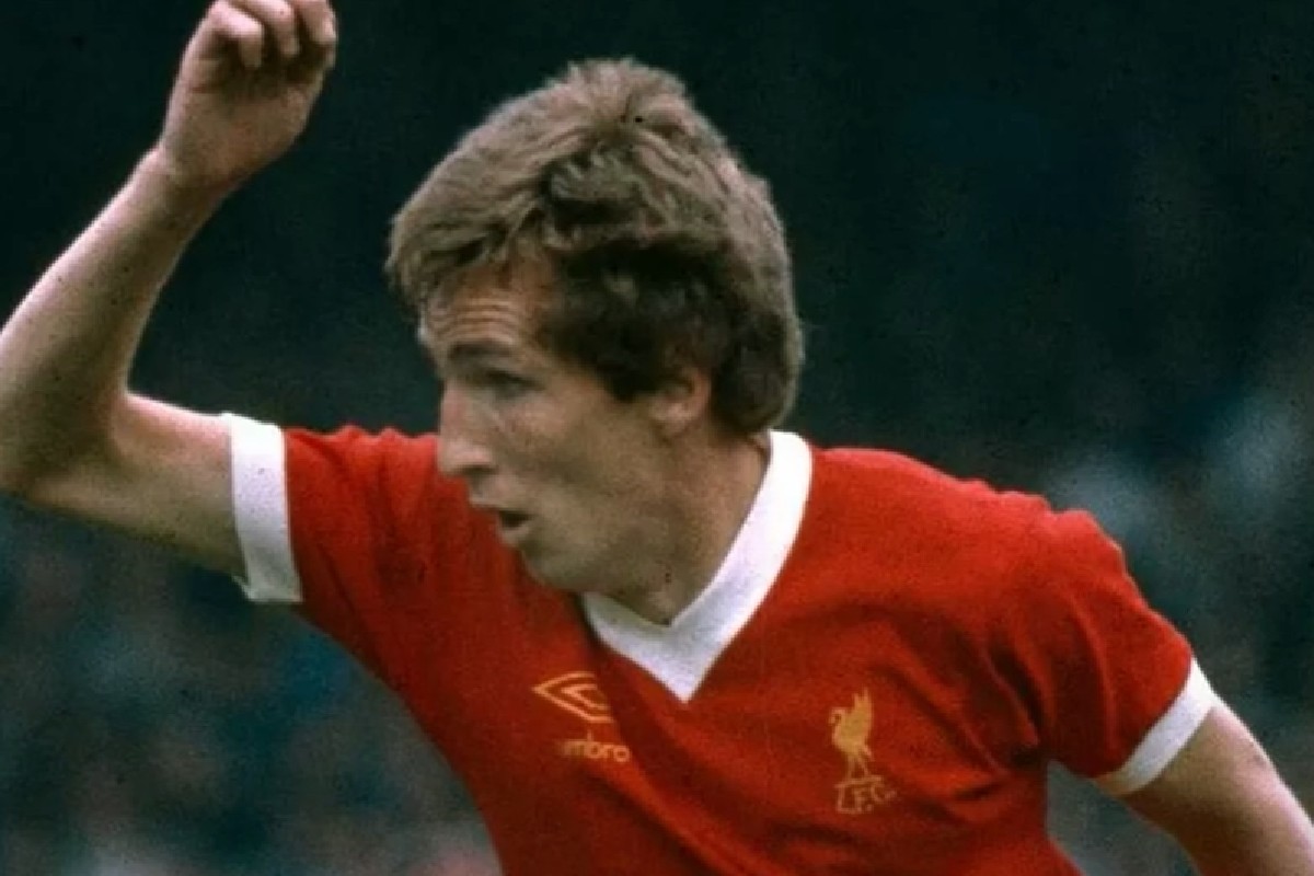 Joey Jones, fostul internațional galez și campion în Europa cu Liverpool, a murit la 70 de ani