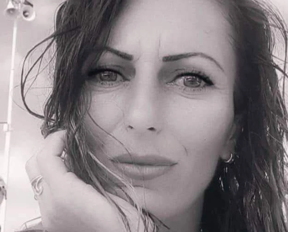 O româncă a DISPĂRUT în Italia, împreună cu cei doi copii ai săi de 2 și 9 ani. Cei trei sunt căutați de întreaga comunitate