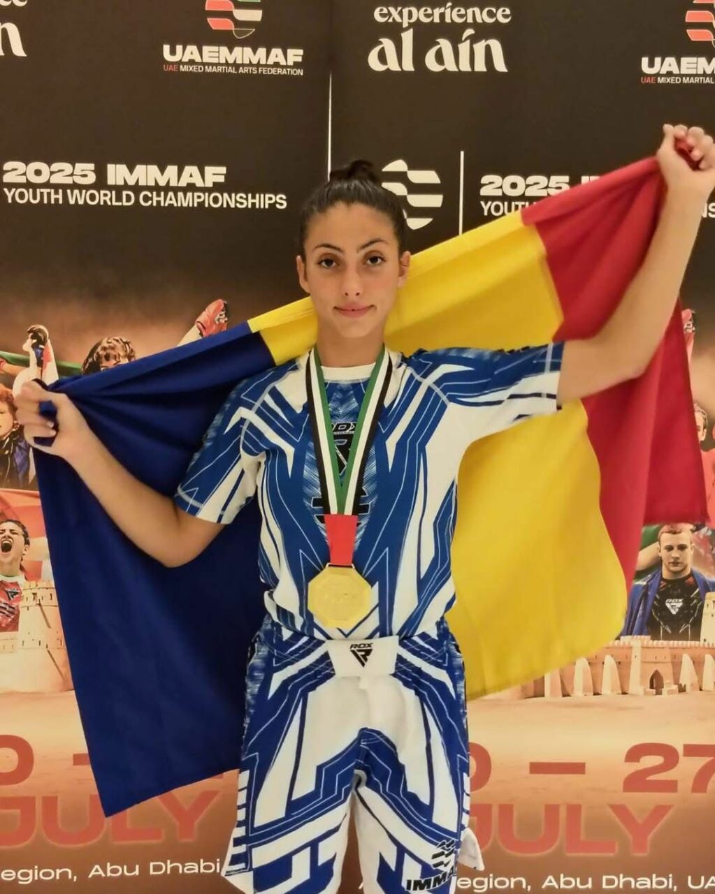 Aur mondial pentru România la Campionatul Mondial de MMA Juniori! Mirela Cojocaru este campioană absolută la Abu Dhabi