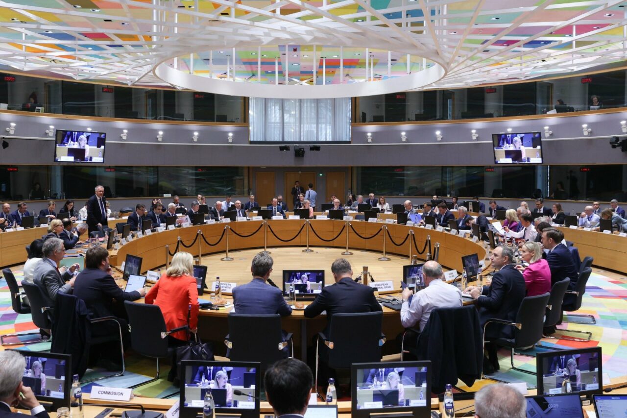 Ministerul Finanțelor: Comisia Europeană va realiza o evaluare completă a impactului pachetului de măsuri în toamna acestui an