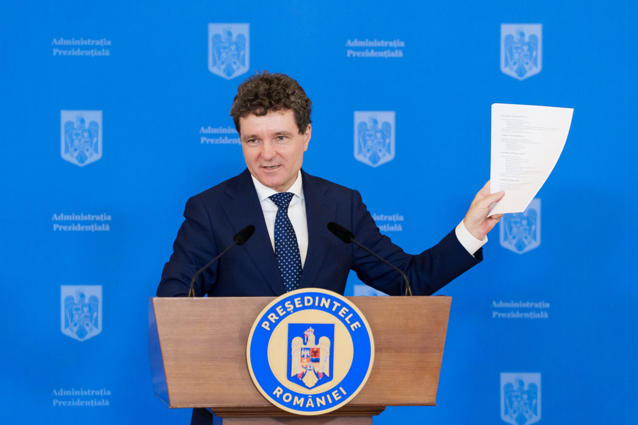 Nicușor Dan și-a publicat declarația de AVERE. Documentul include și donațiile primite de șeful statului în campania electorală