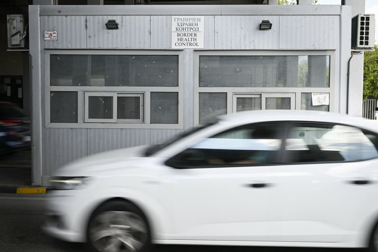 Cum a rămas un român fără PERMIS în Grecia. Gestul care l-a costat scump, trecut adesea cu vederea în România
