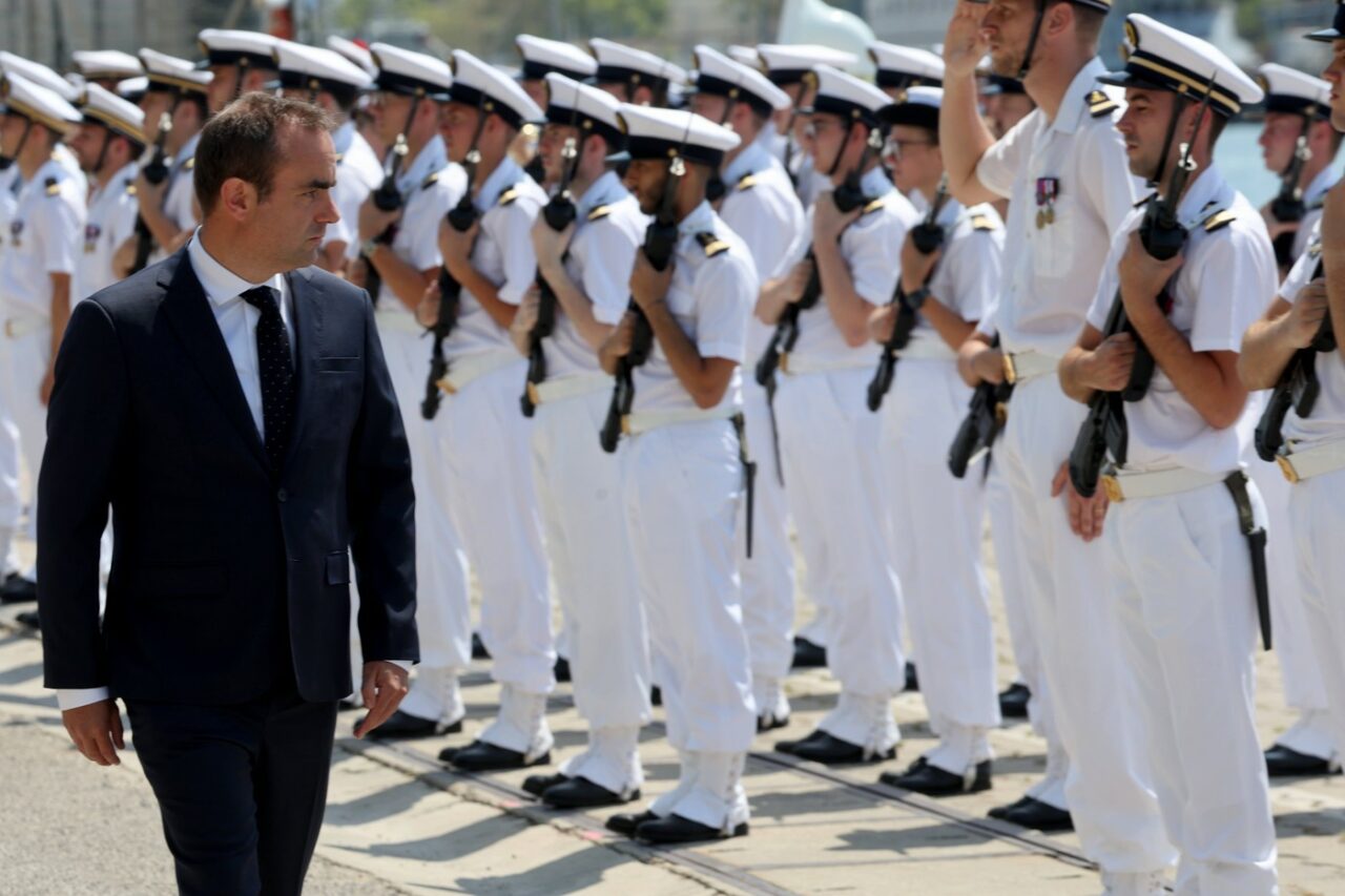 Ministrul francez al Apărării respinge ideea demilitarizării UCRAINEI/ „Trebuie să își poată garanta propria securitate”