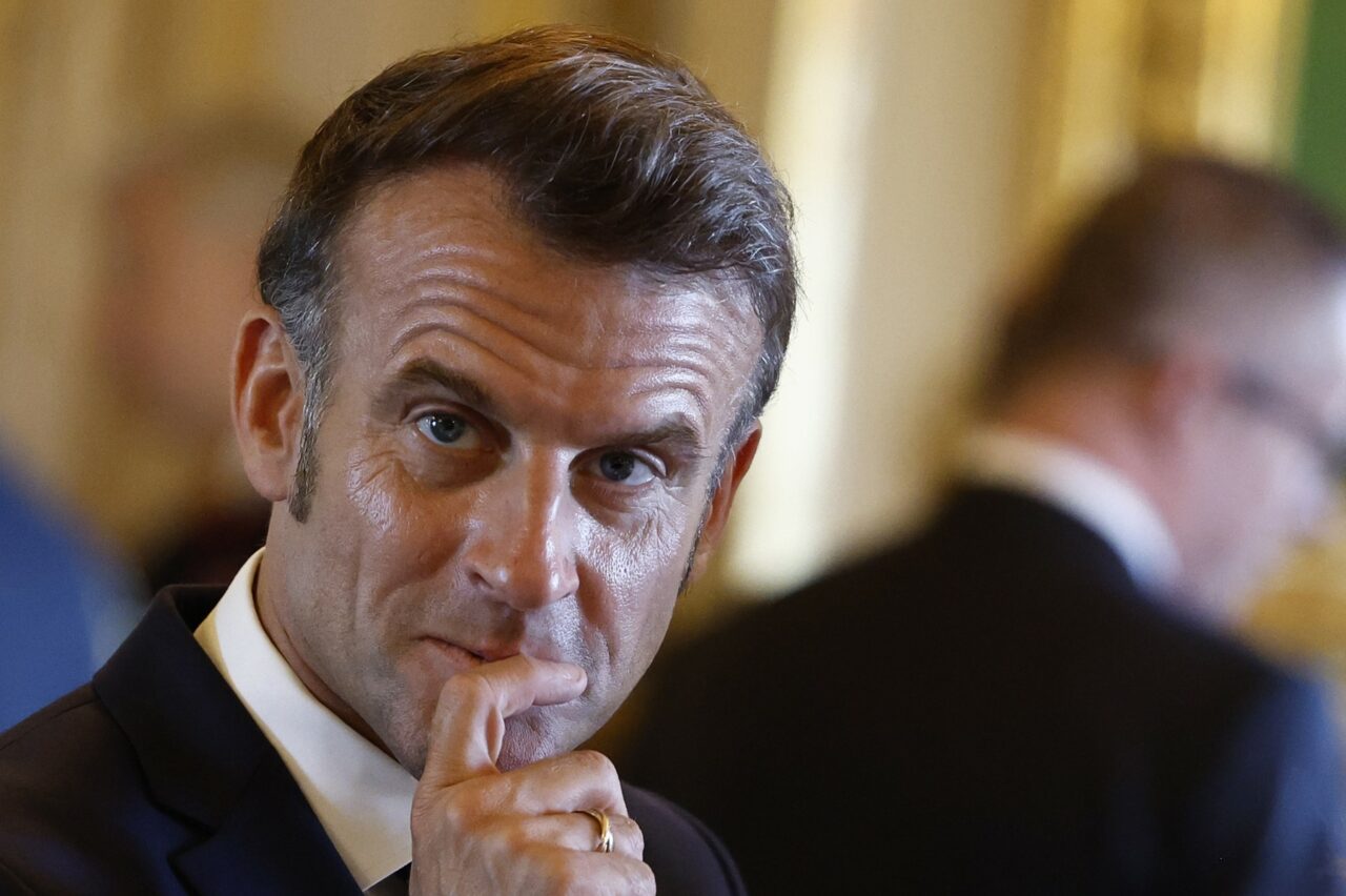 Le Monde: SĂRĂCIE, acesta este bilanțul dezolant al lui Emmanuel Macron /Franța trebuie să combată inegalitățile sociale și abandonul școlar