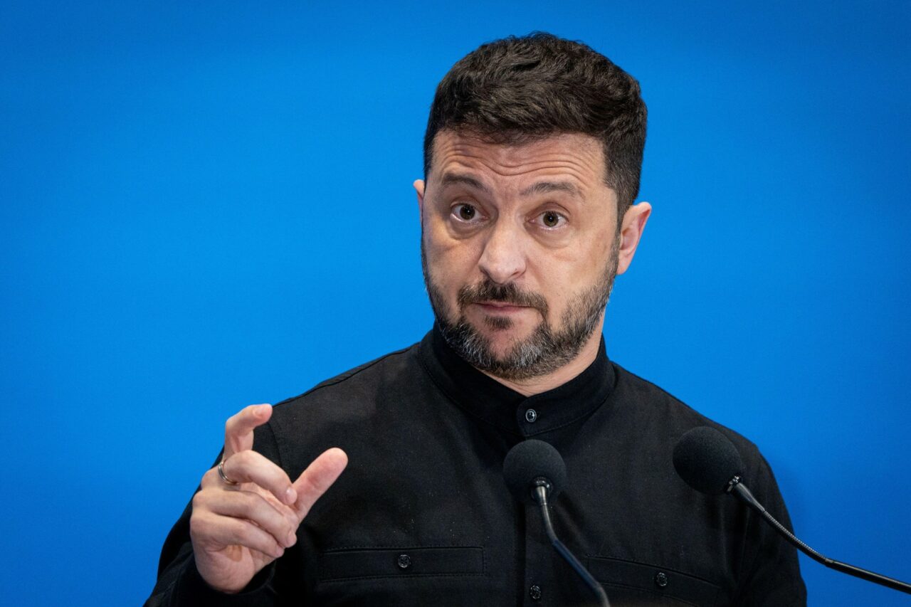 Francija kritizira ukrajinski zakon proti korupciji in podpira proteste