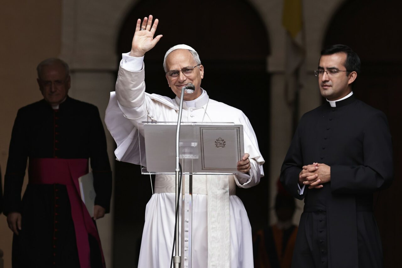 Netanyahu l-a sunat pe Papa LEON, după atacul asupra unei biserici din Gaza /Suveranul Pontif cere armistițiu