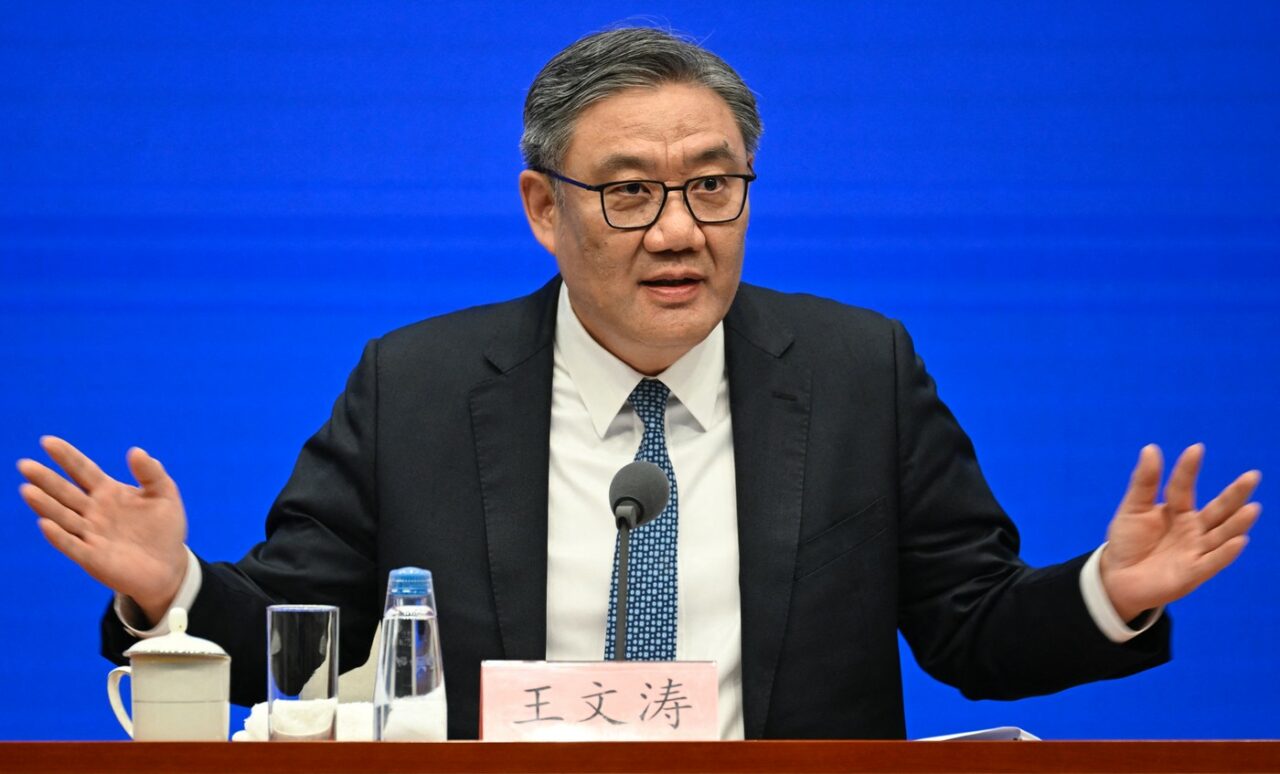 Kitajska protestirala proti sankcijam EU zoper dve banki zaradi povezav z Rusijo