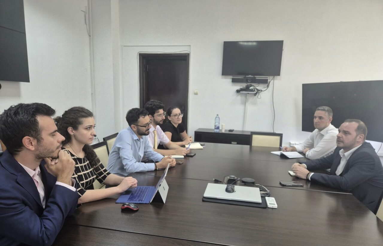 Alexandru Rogobete: Tăierea sporurilor sau a salariilor medicilor NU este prevăzută în pachetul 2 de măsuri