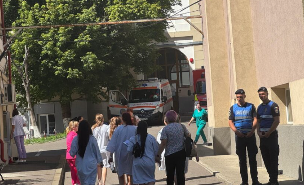Cum au trăit gravidele incendiul de la Maternitatea „Cuza Vodă” din Iași. „Mi-a fost teamă pentru viața copilului meu”