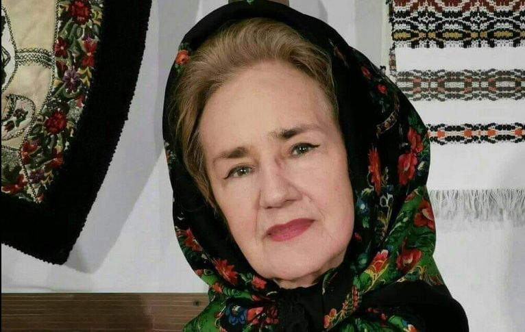 FOTO / Sofia Vicoveanca și-a ales hainele de înmormântare. ”Dacă mă îmbracă în haine colorate, ȚIPĂTOARE, sar din sicriu”