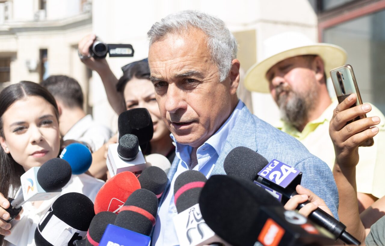 Romunskega politika Călina Georgescuja preiskujejo zaradi vpletenosti v poskus državnega udara