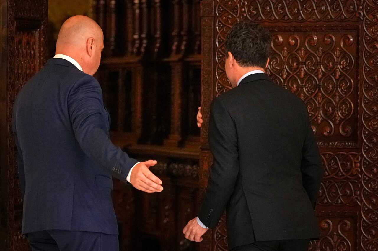 A intrat Marea Reformă a lui Ilie Bolojan în vacanță? Termene și promisiuni au fost RATATE, atât la Guvern, cât și la Președinție!