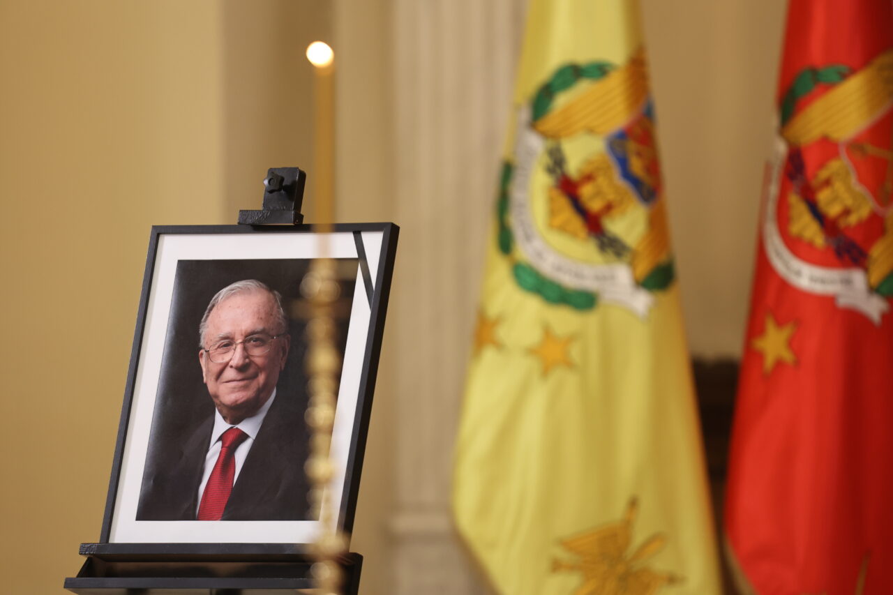 Toți oamenii președintelui. Cei trei mari ABSENȚI în ziua funeraliilor lui Ion Iliescu, primul șef de stat al României de după 1989