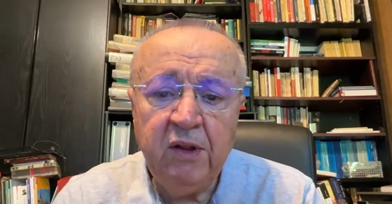 Pastila lui Cristoiu: „Planul USR de cucerire bolșevică a PUTERII merge ceas. Azi: MAE angajează 290 de persoane în plină reducere de posturi la Stat”
