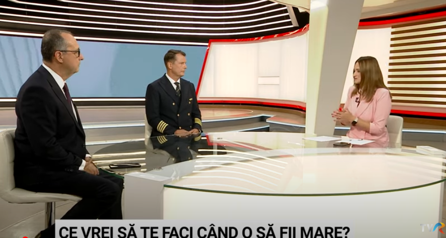 Fosta purtătoare de cuvânt a lui Iohannis și-a invitat soțul la propria emisiune de la TVR: Sunteți exemplul perfect de model