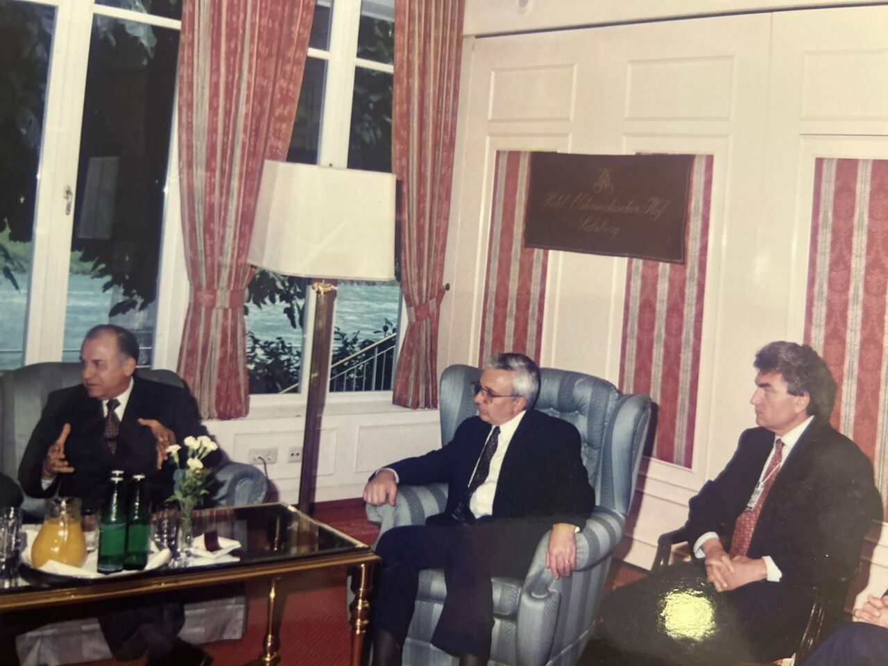 Mișu Negrițoiu, fost consilier prezidențial pentru probleme economice în mandatul lui Ion Iliescu: „L-am simțit mereu apropiat, CALD și respectuos”