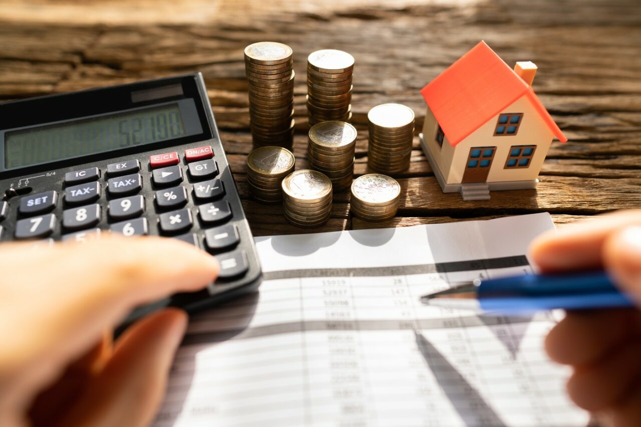 IMPOZITELE locale pe terenuri și clădiri ar putea crește cu 70% din 2026. Bolojan anunță al doilea pachet fiscal