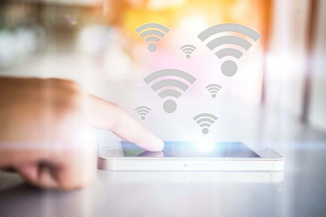 Cum te poți conecta la Wi-Fi fără parolă. Trucul ascuns din Android explicat pas cu pas. Ce trebuie să știi înainte să încerci această metodă