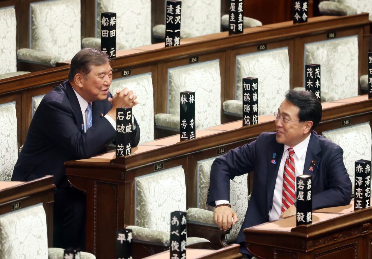 Negociatorul-șef al Japoniei efectuează o vizită în SUA/ Tokyo militează pentru intrarea în vigoare a ACORDULUI comercial