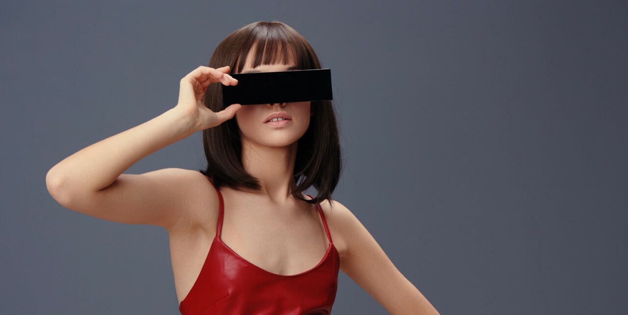 O ROMÂNCĂ a creat două manechine virtuale pentru celebra publicație de modă Vogue: „S-a creat o controversă”
