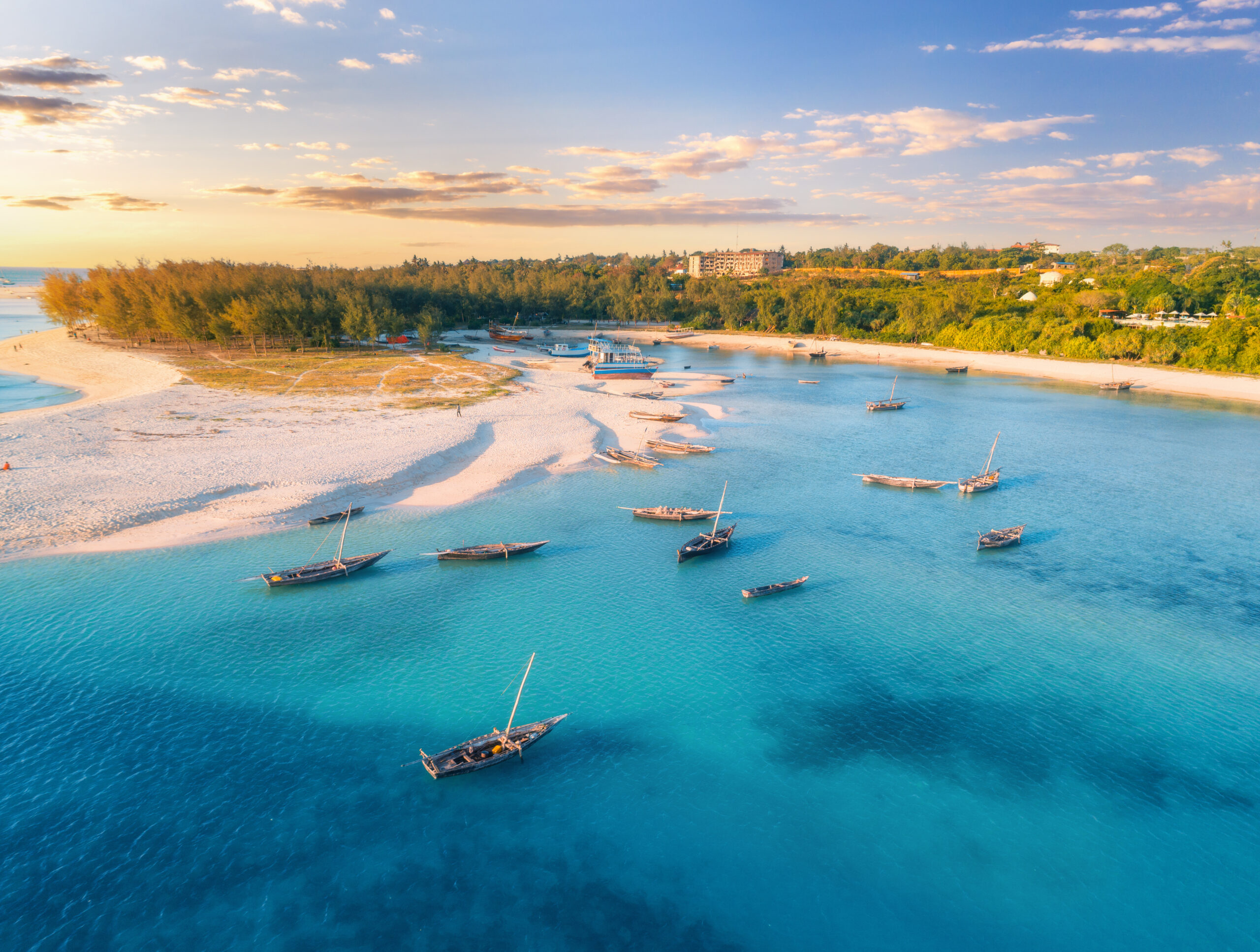 Îți place să călătorești? 4 destinații de vacanță îndepărtate unde poți ...