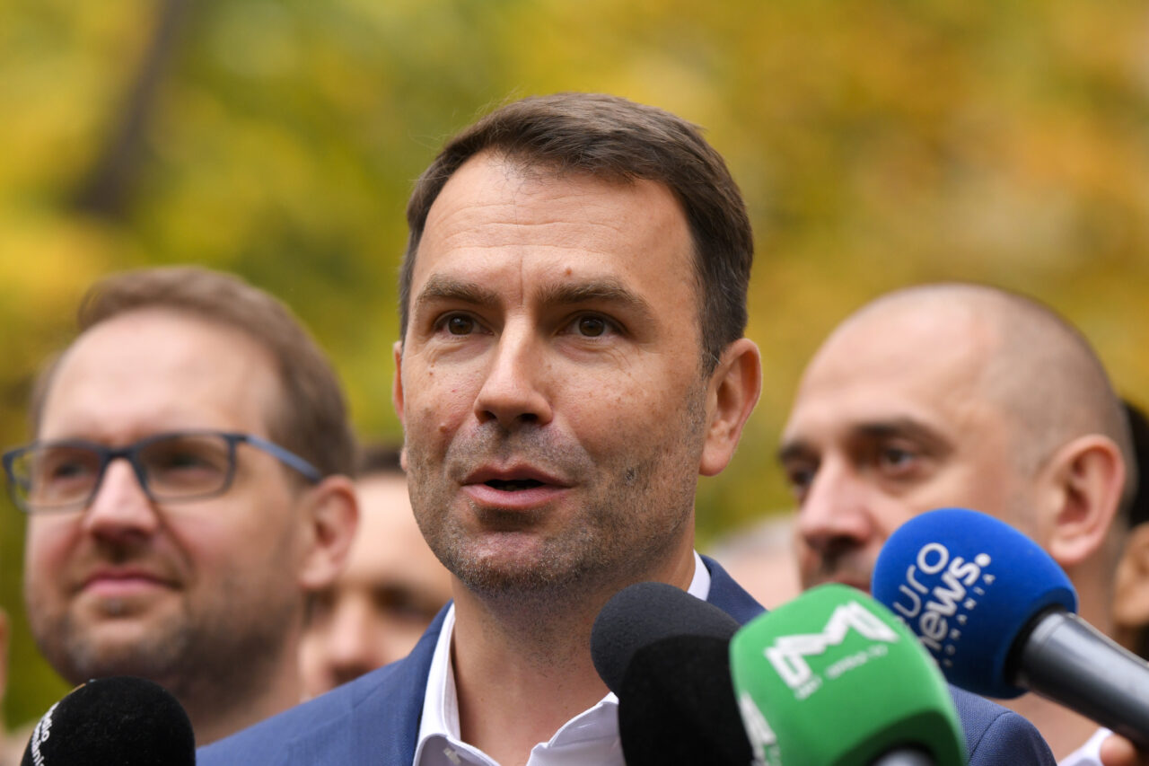 Drulă bate obrazul PNL-ului și UDMR-ului pentru că au votat „amendamentul Fritz”. Fostul lider USR își pune speranțele în Comisia Europeană