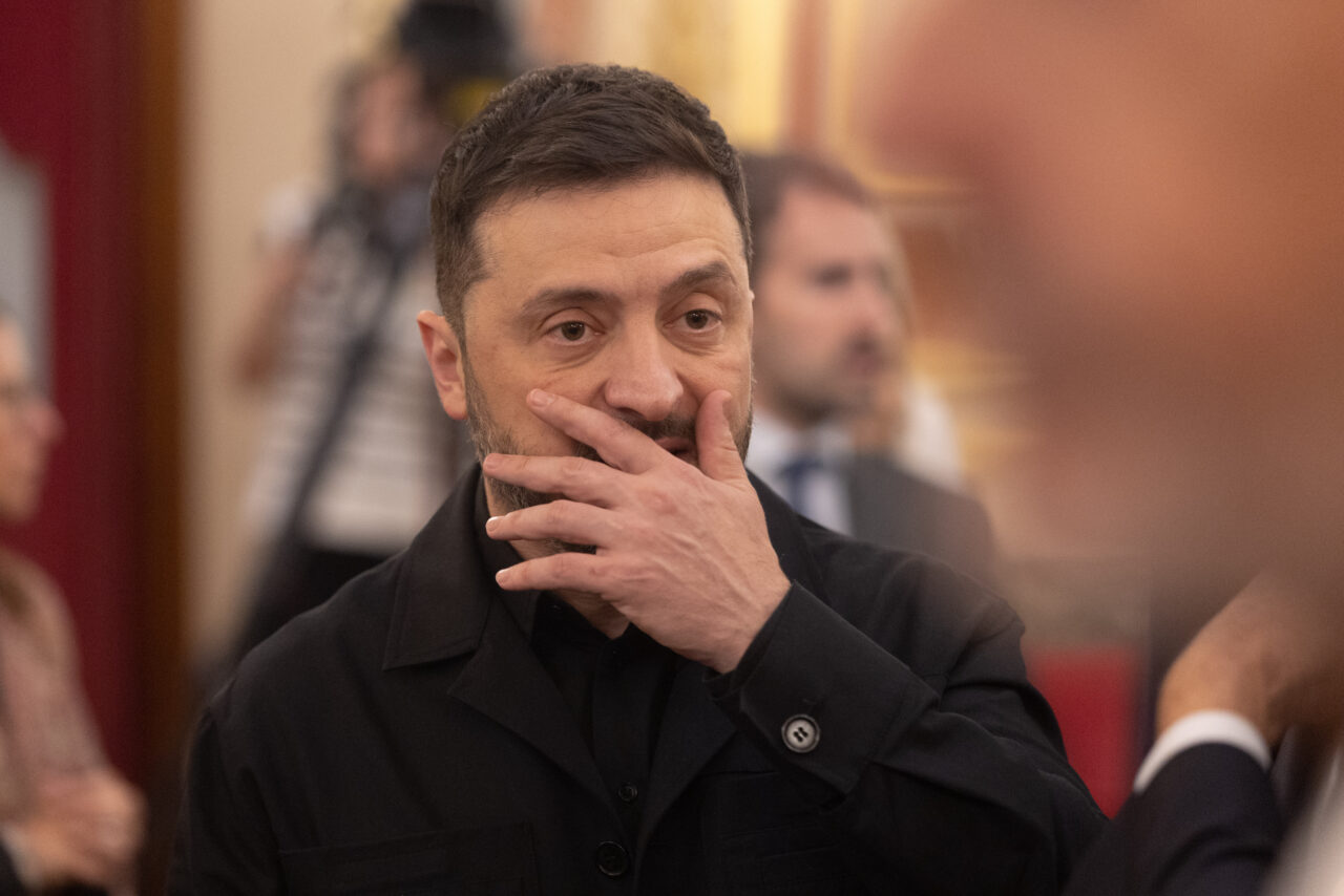 Ucraina, cel mai mare debitor al FMI din Europa cu aproape 14,5 miliarde de dolari. Datoria uriașă o plasează pe locul doi în lume. Cine conduce clasamentul mondial al datornicilor