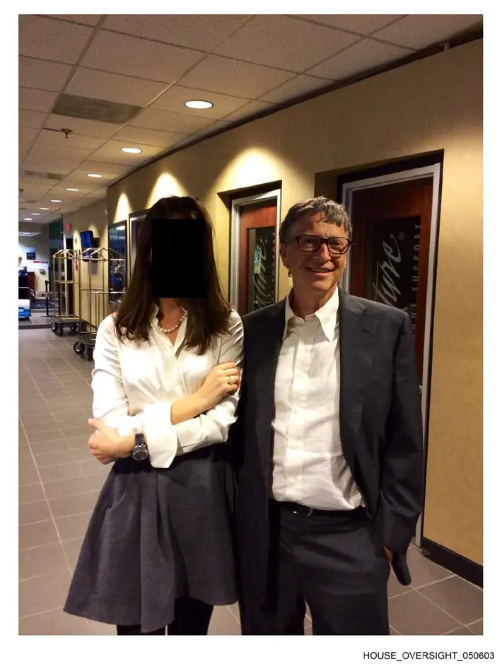 Bill Gates, care a divorțat de Melinda în 2021, a dezvăluit că a avut relații extraconjugale cu trei femei, iar Epstein ar fi încercat să-l șantajeze