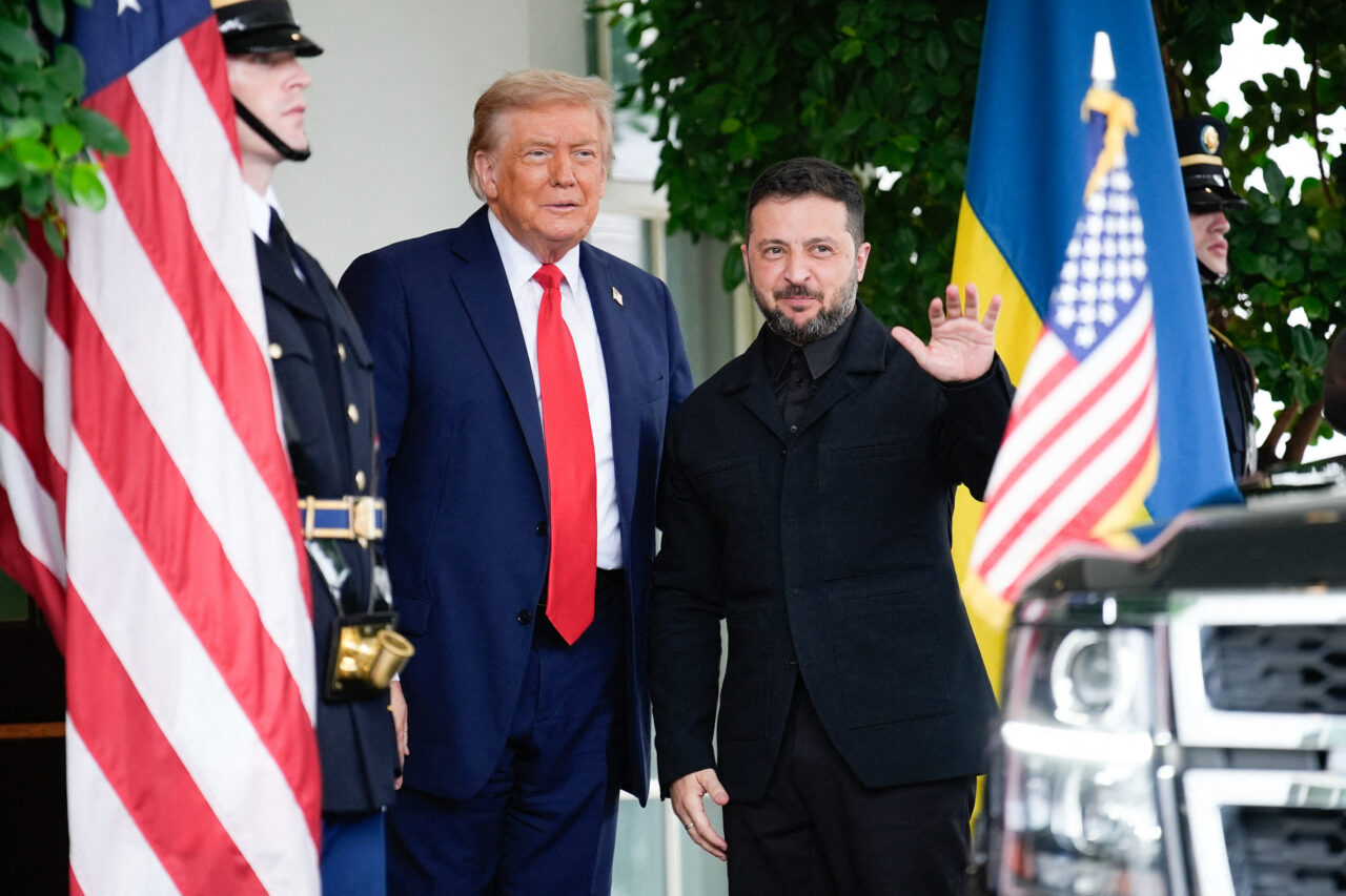POLITICO: Relația dintre SUA și NATO ține de întâlnirea de miercuri dintre Trump și Zelenski. Liderii alianței, nemulțumiți de poziția Washingtonului