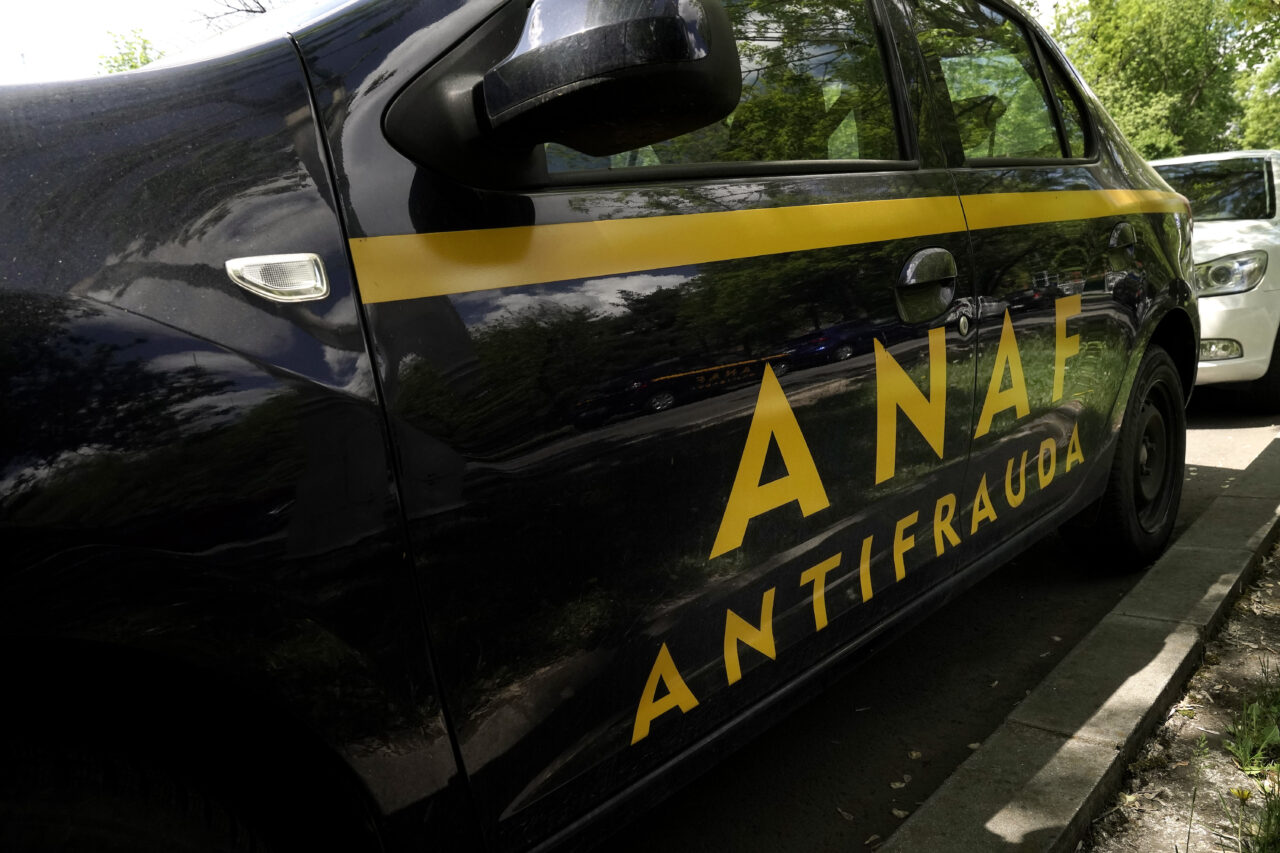 Ciment în valoare de 15 milioane de lei, nedeclarat la Suceava. Ce prejudiciu au stabilit inspectorii ANAF