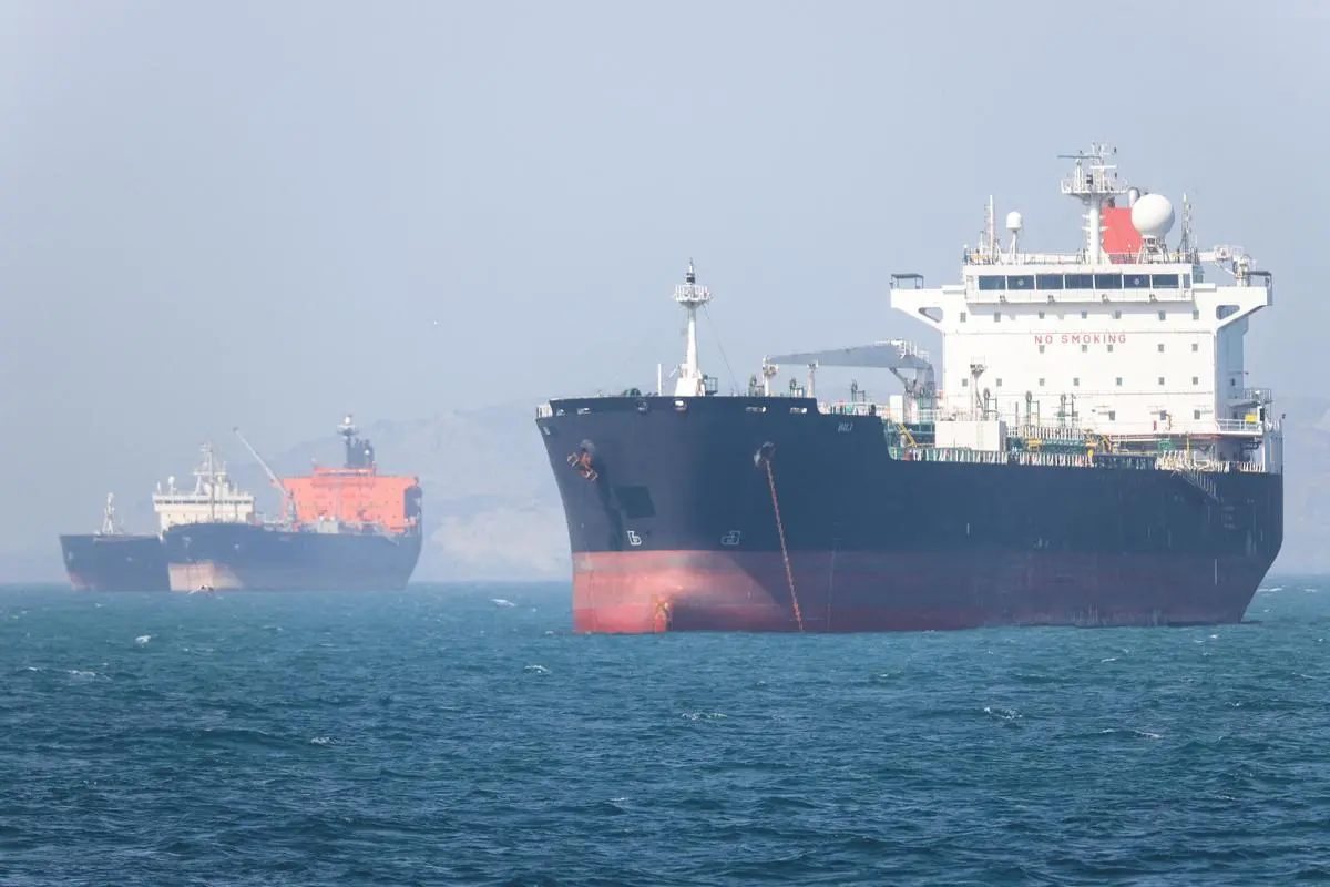 Reuters: SUA folosește o tactică inspirată de la iranieni pentru a transporta petrol prin Golful Persic. Operațiune secretă cu zeci de petroliere