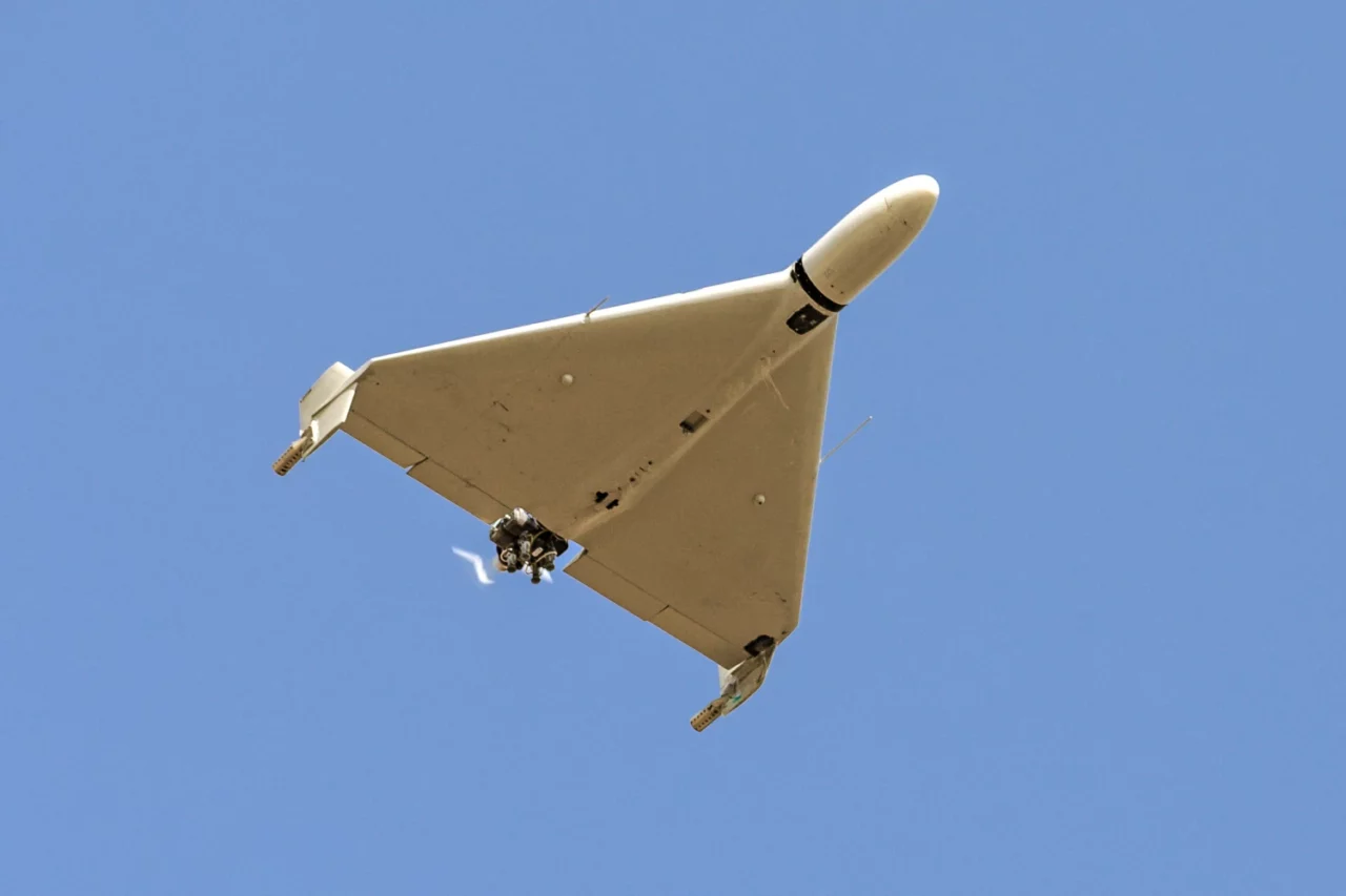 Radarul Armatei a detectat o dronă la 30 km de graniţa cu Ucraina. Două aeronave de luptă au fost ridicate de la sol şi s-a transmis mesaj Ro-Alert