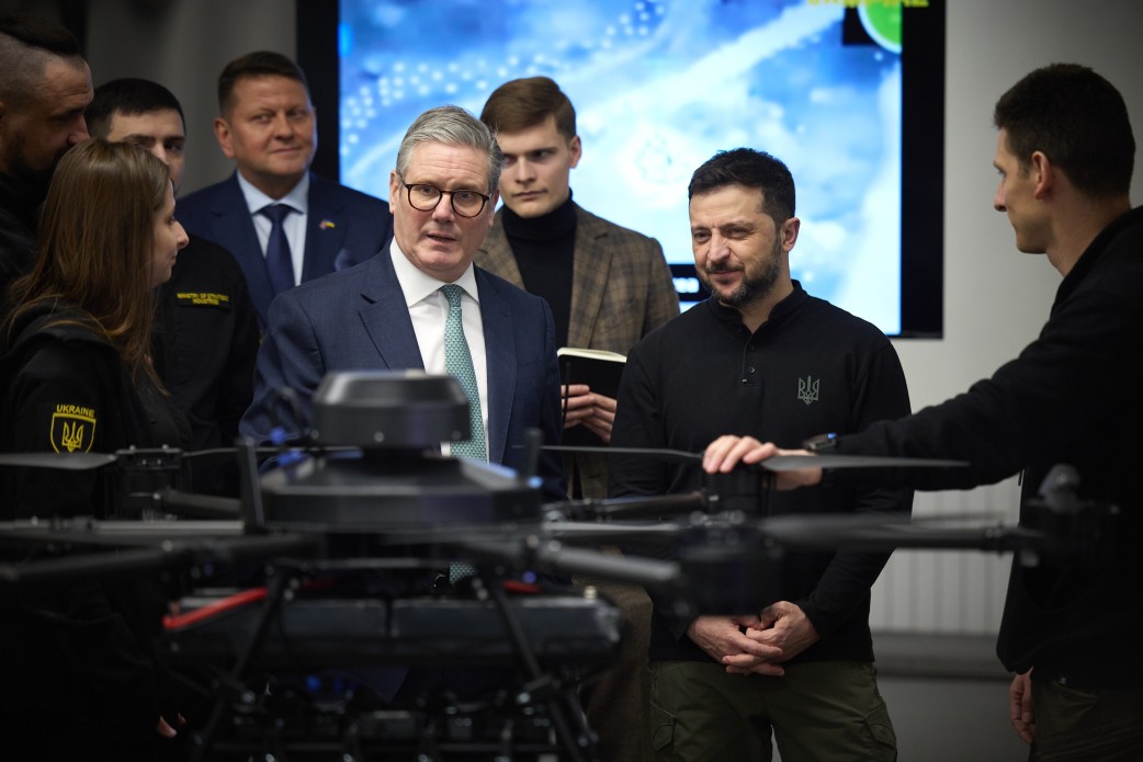 Marea Britanie vrea să își reorganizeze armata pe modelul Ucrainei. Starmer vrea să implementeze lecțiile Ucrainei din războiul împotriva Rusiei