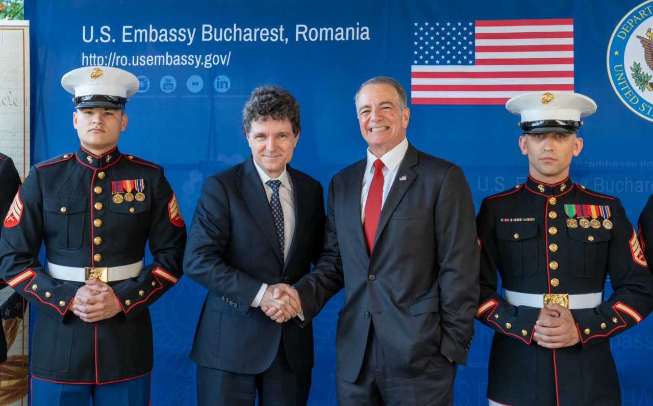 Ce mesaj a transmis Nicușor Dan după recepția Ambasadei SUA în România