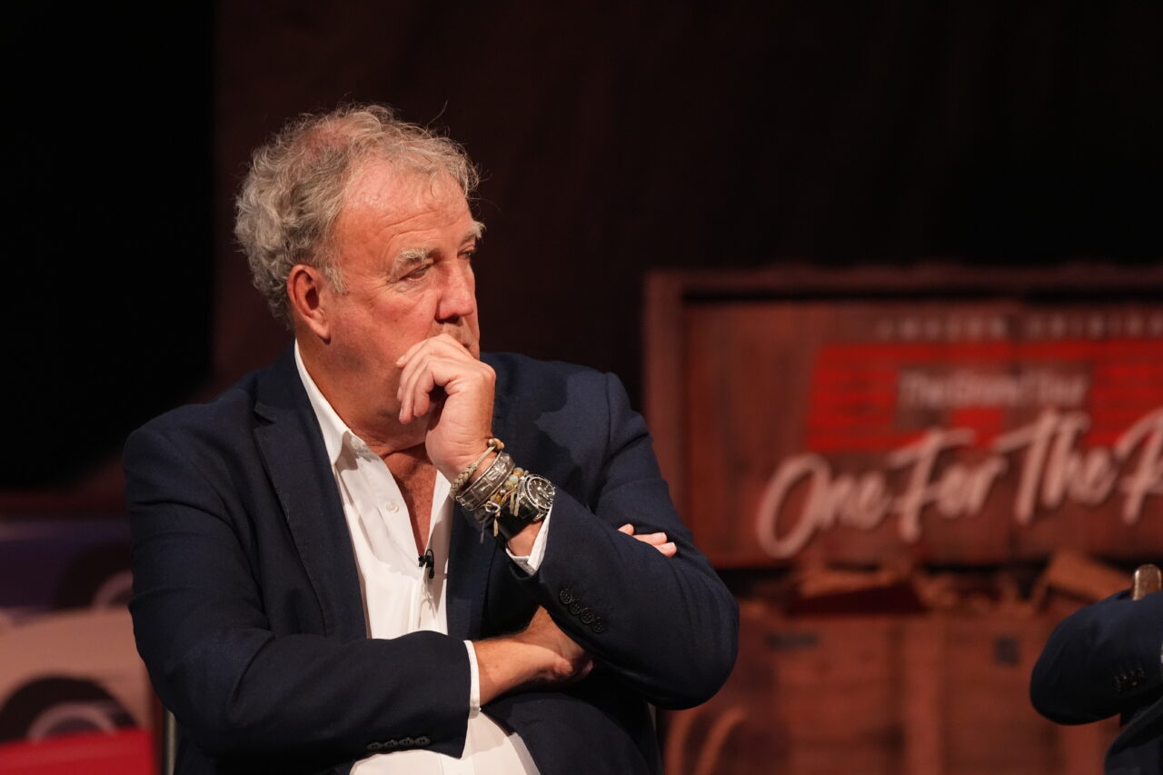 Veste cumplită pentru fanii Top Gear. Jeremy Clarkson, diagnosticat cu o formă agresivă de cancer. Celebrul prezentator va fi operat de urgență