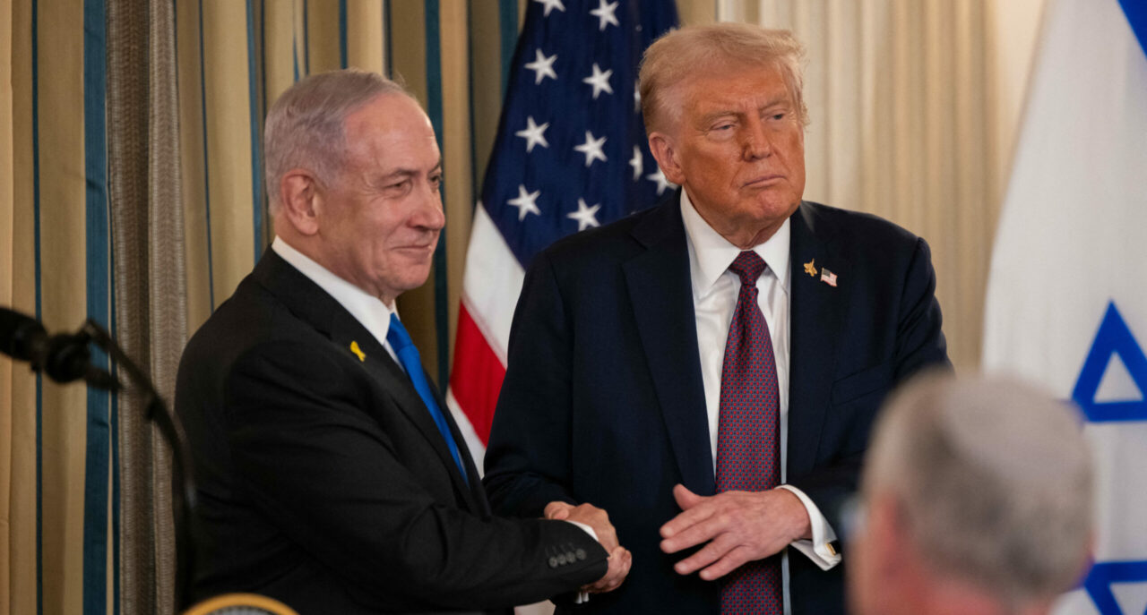 Trump anunță că SUA vor aproba acordul nuclear civil cu Arabia Saudită, dacă Riadul se alătură, oficial, Acordurilor Abraham