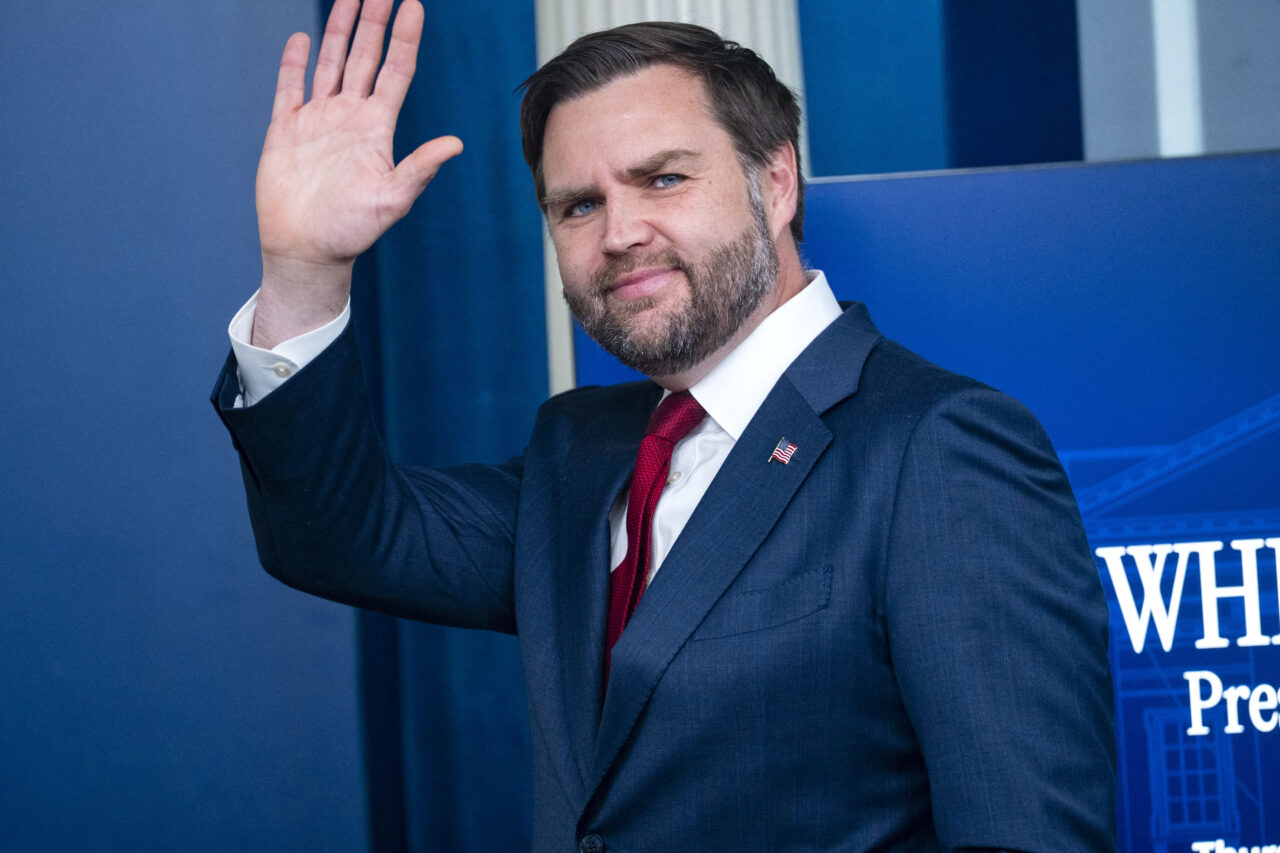 JD Vance face primele declarații din Elveția. Ce condiții pune vicepreședintele american pentru resetarea relațiilor SUA-Iran