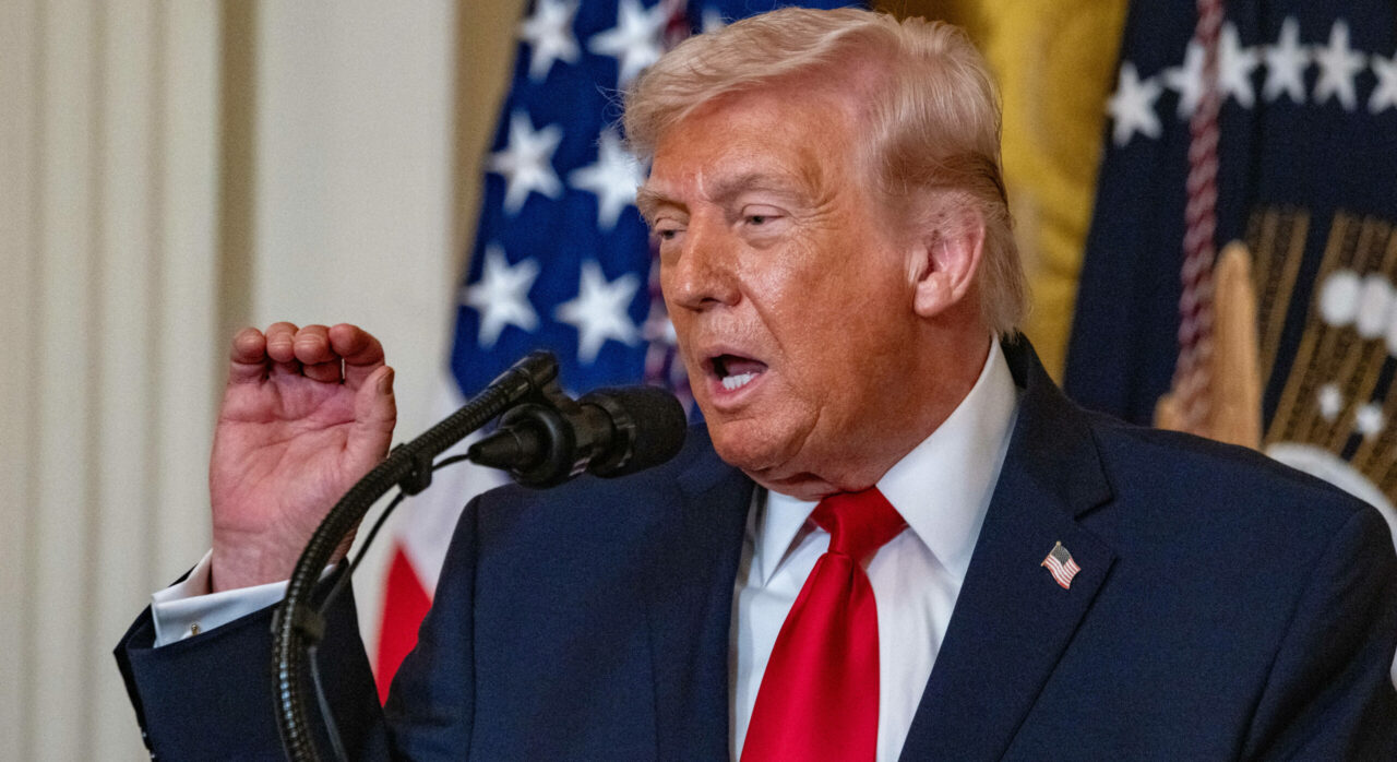 Trump anunță că Iranul va fi de acord să fie efectuate inspecții asupra armamentului. Sancțiunile SUA pe petrolul iranian, ridicate