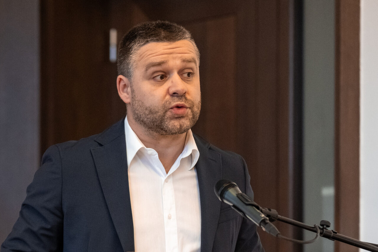 Ciprian Ciucu îi atacă dur pe foștii șefi din PNL București: „Fețe triste când am câștigat alegerile”