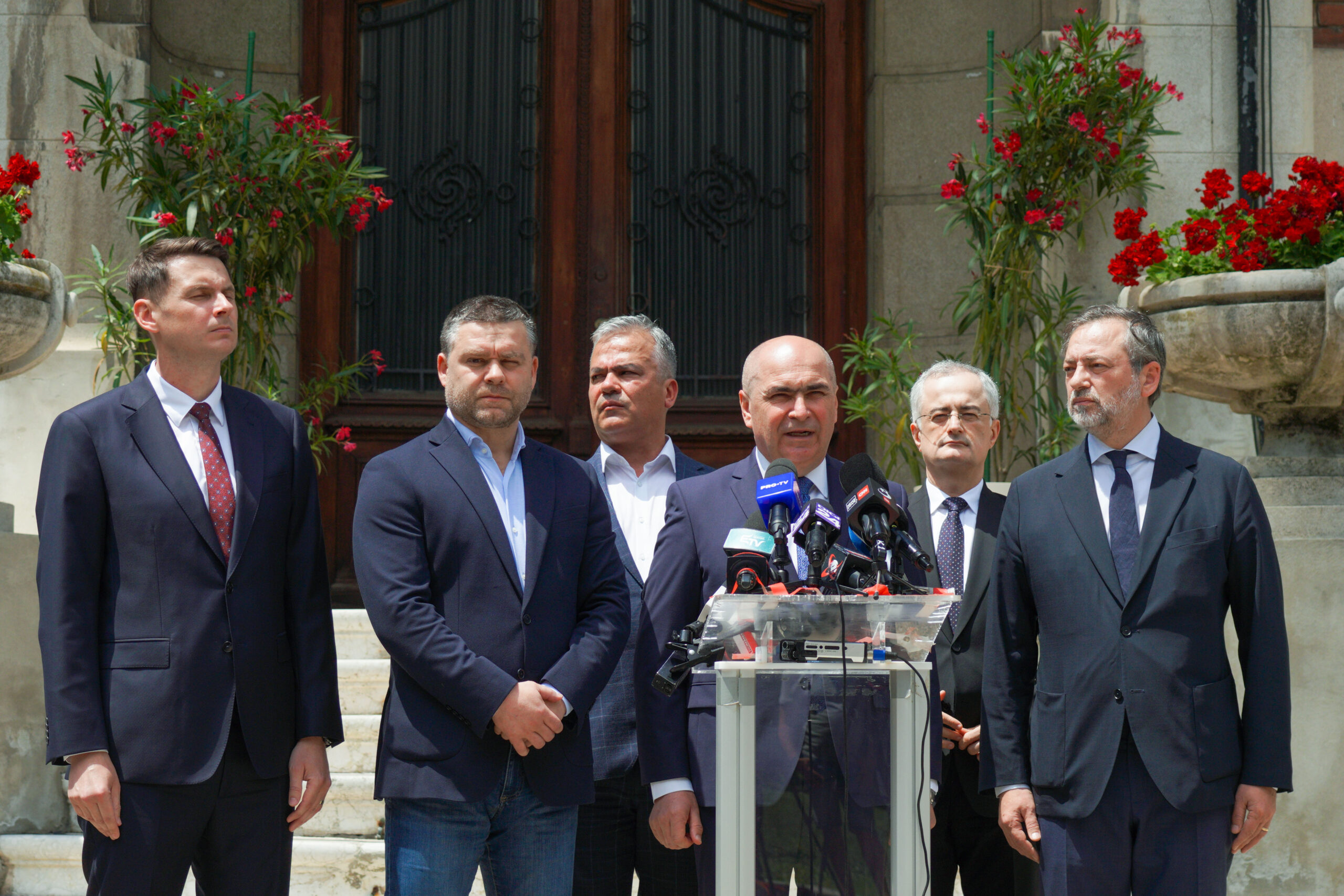 PNL: Amânări și contestații înaintea Congresului Extraordinar
