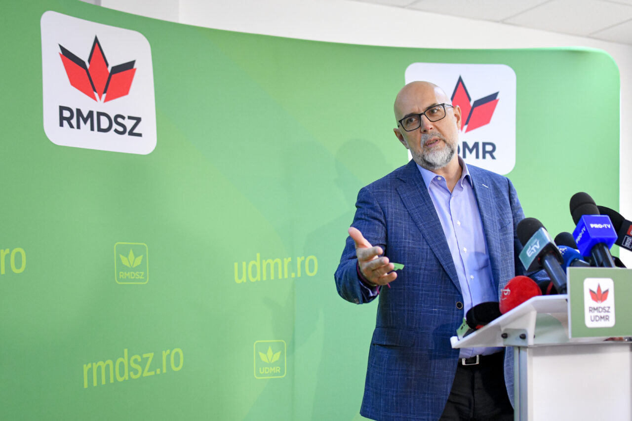 UDMR votează pentru Legea ANI în Comisia de Administrație din Senat. Amendamentul care îl vizează și pe Dominic Fritz merge mai departe