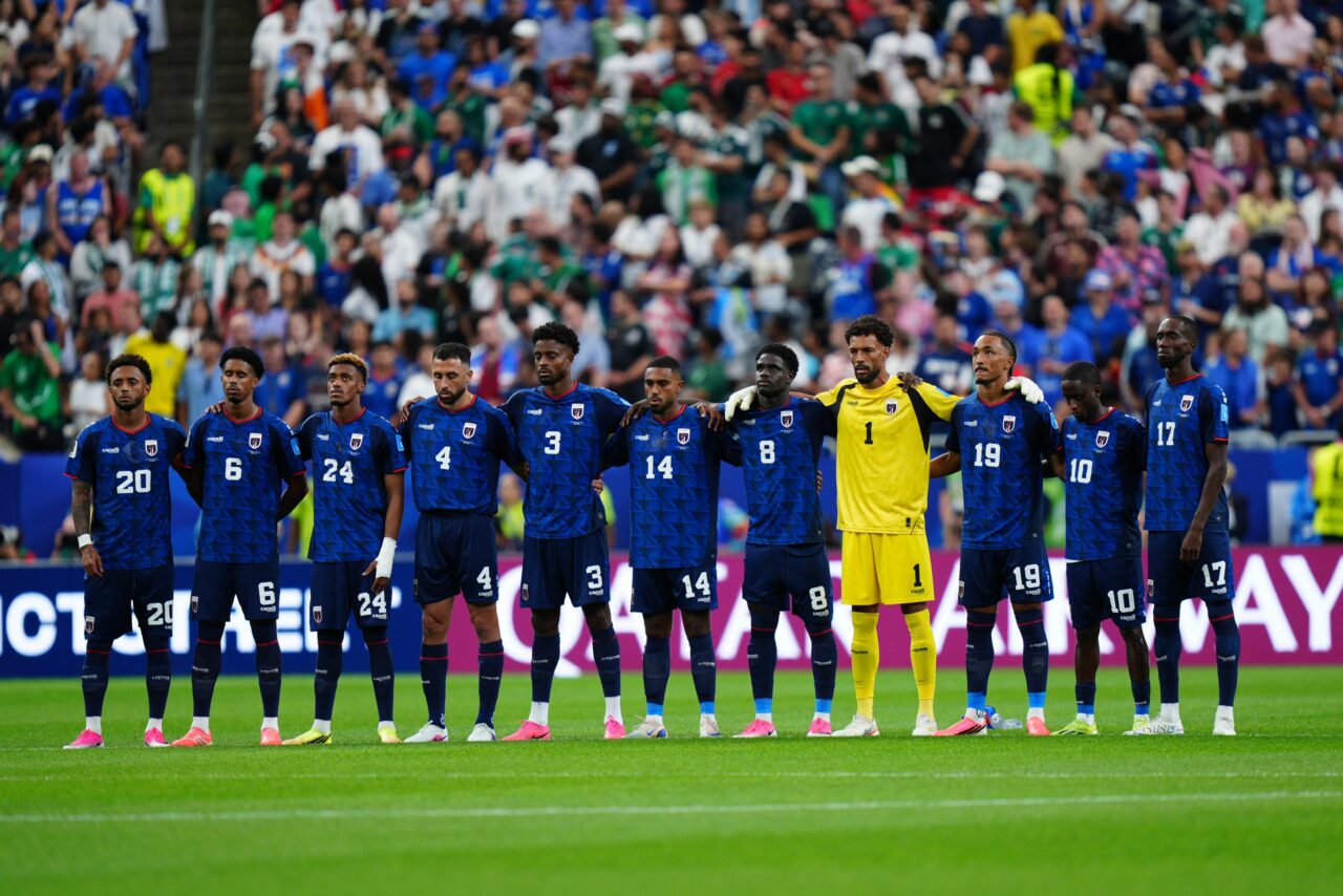 Detalii mai puțin știute despre Capul Verde, surpriza Campionatului Mondial. Care este povestea „Rechinilor albaștri”, naționala născută din vulcani, diaspora și pasiunea pentru fotbal
